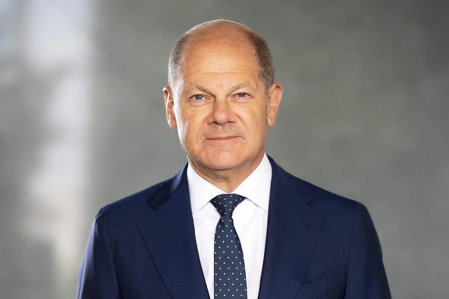 Olaf Scholz und die Herausforderungen eines Schlaganfalls: Diagnose, Behandlung und Prävention